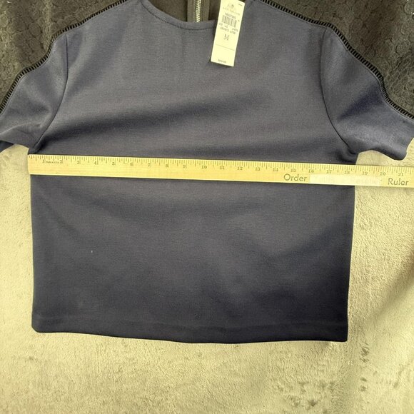 Ann Taylor Shirt Womens Medium Navy Black Lace Shoulder Short Sleeve Zip Back - Picture 5 of 11